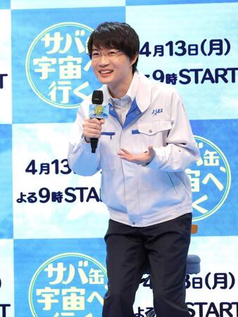 撮影を振り返る神木隆之介＝４月５日