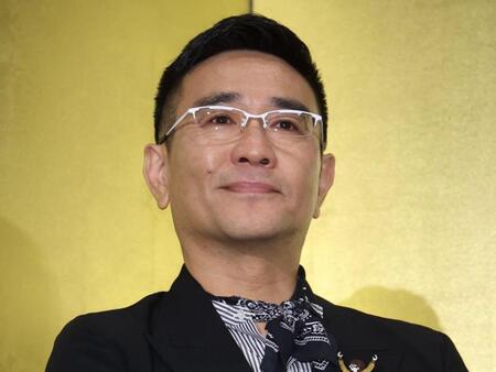 八嶋智人
