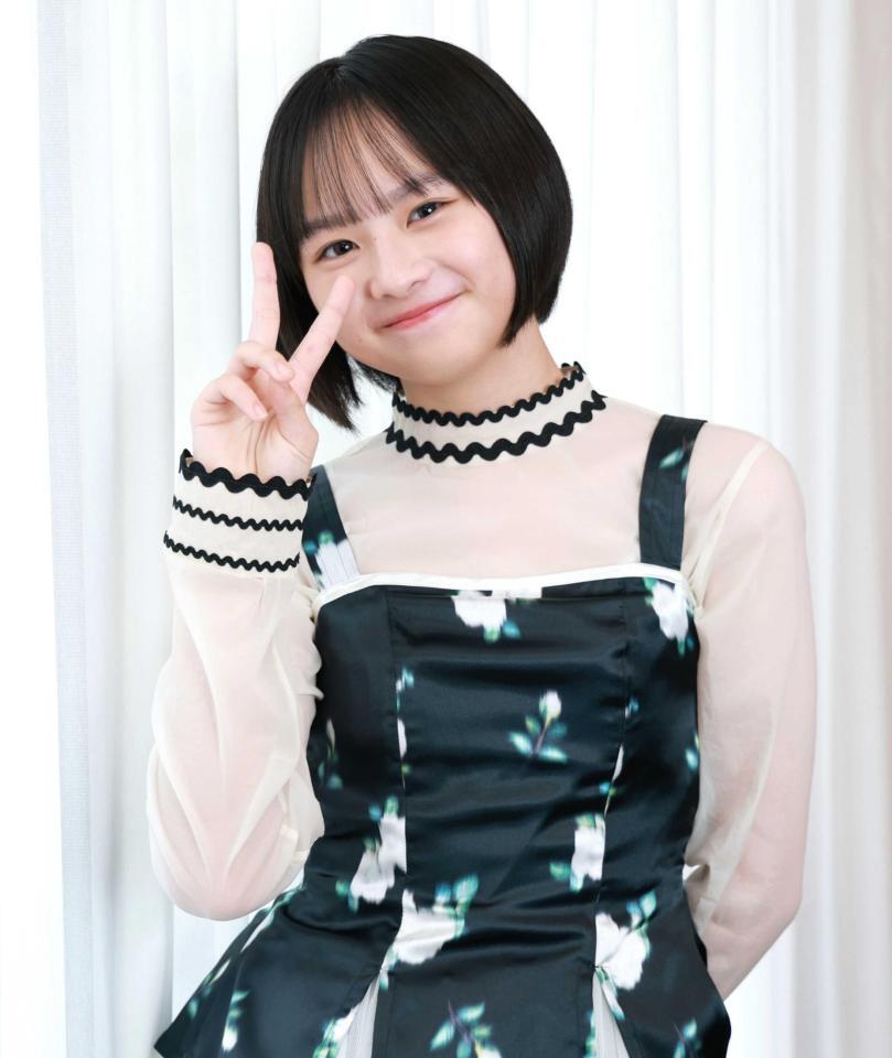 初々しい笑みを浮かべる七瀬ふうり（撮影・伊藤笙子）