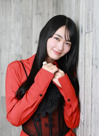 「どこにいても輝ける人になりたい」と話す櫻坂４６・山﨑天（撮影・石井剣太郎）