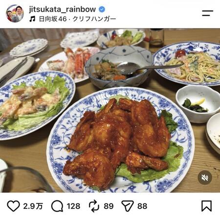ジャンボたかおのインスタグラム＠jitsukata_rainbowから（２６年１月１０日付）実家に帰り母から料理を作ってもらう