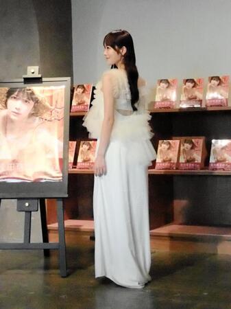 初写真集の発売記念イベントを行った≒ＪＯＹ・逢田珠里依