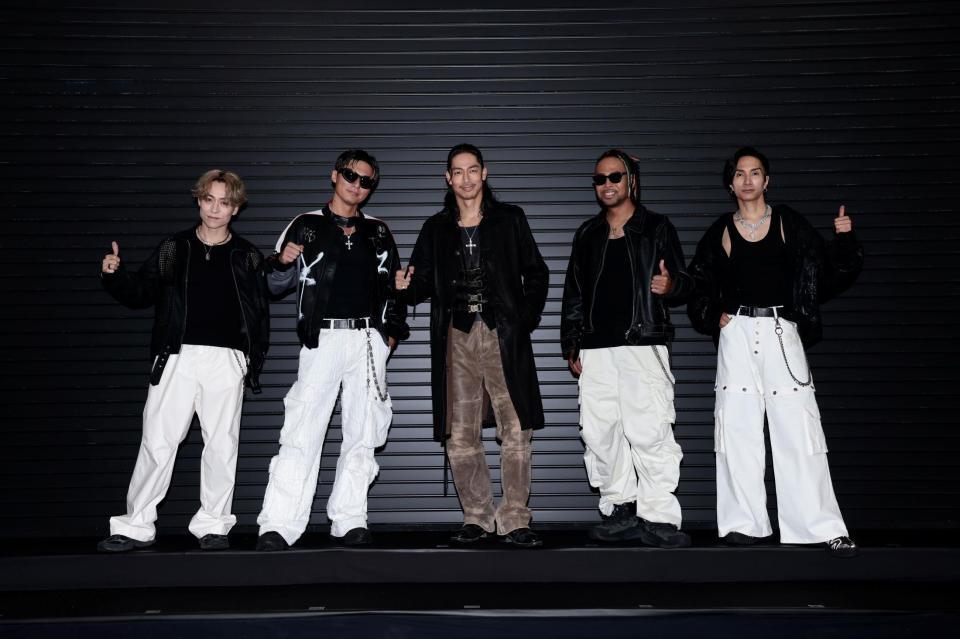 ＥＸＩＬＥ　ＴＨＥ　ＳＥＣＯＮＤ