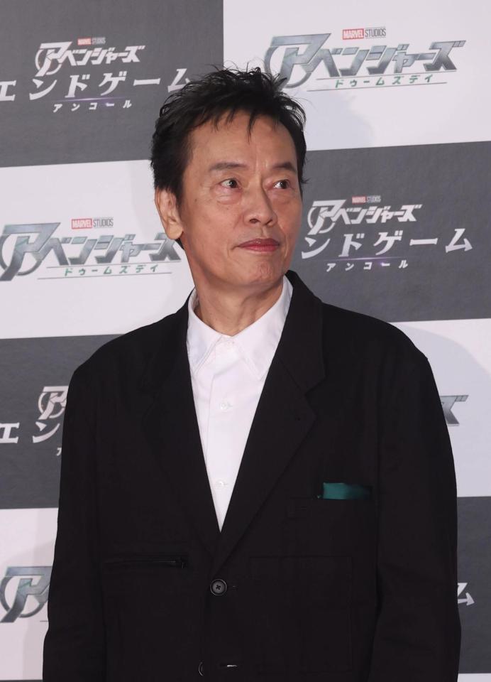 ファンミーティングに出席した遠藤憲一（撮影・佐々木彰尚）