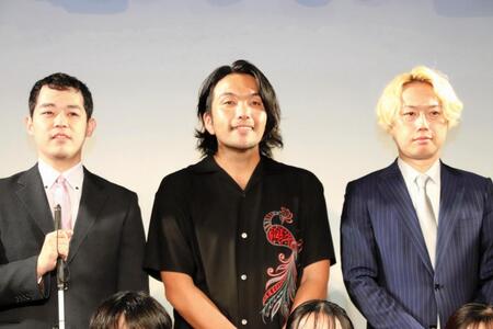東大生とイベントを行った見取り図と濱田祐太郎（左）
