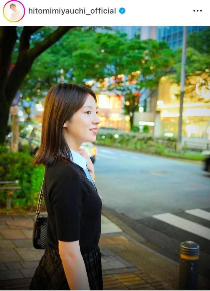 宮内ひとみのインスタグラム＠ｈｉｔｏｍｉｍｉｙａｕｃｈｉ＿ｏｆｆｉｃｉａｌ（９月２３日付）より 