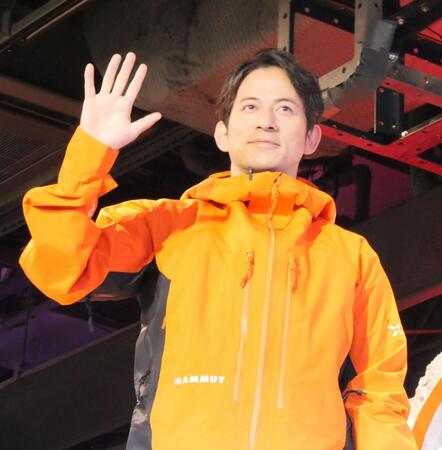 イベントに出席した岡田准一