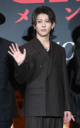 初主演映画の舞台あいさつに登場した末澤誠也（撮影・園田高夫）