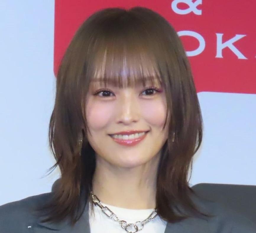 山本彩