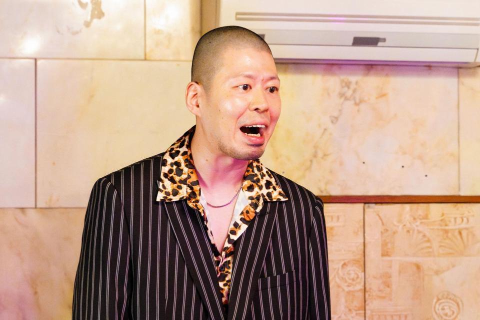カンテレのドラマ「絶望できない男」に出演する金属バット・小林圭輔
