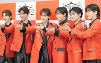初の武道館公演を行ったＳＨＯＷ-ＷＡの（左から）寺田真二郎、山本佳志、向山毅、塩田将己、青山隼、井筒雄太