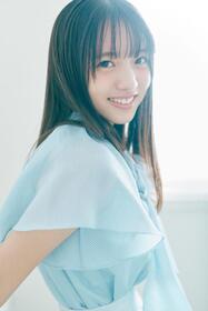 「６期生グラビア　Ｎｏｇｉｚａｋａ　Ｃｏｌｏｒｓ」に登場した乃木坂４６の海邉朱莉