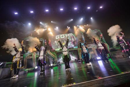 大阪公演を行ったＡＭＰＴＡＫｘＣＯＬＯＲＳの（左から）あっきぃ、まぜ太、ぷりっつ、ちぐさくん、あっと、けちゃ