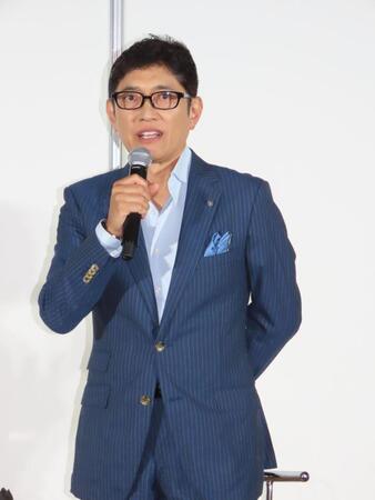 イベントに出席した薬丸裕英