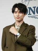 秋ファッションで登場した本田響矢　