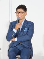 イベントに出席した薬丸裕英