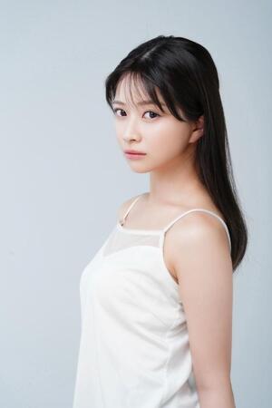 新事務所への所属を発表した鶴田りお（©Ｕｎｉｉｉｑｕｅ２０２６）