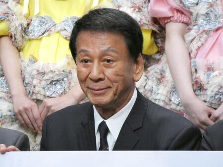 会見を行った杉良太郎
