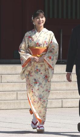 着物姿で登場した芳根京子（撮影・棚橋慶太）