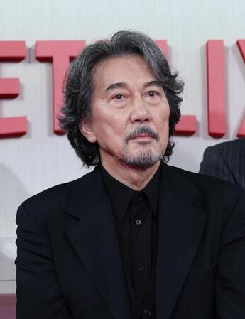報告会に出席した役所広司（撮影・佐々木彰尚）