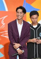 日曜劇場「ＶＩＶＡＮＴ」のイベントに登場したオーム・タナパック＝９月１９日
