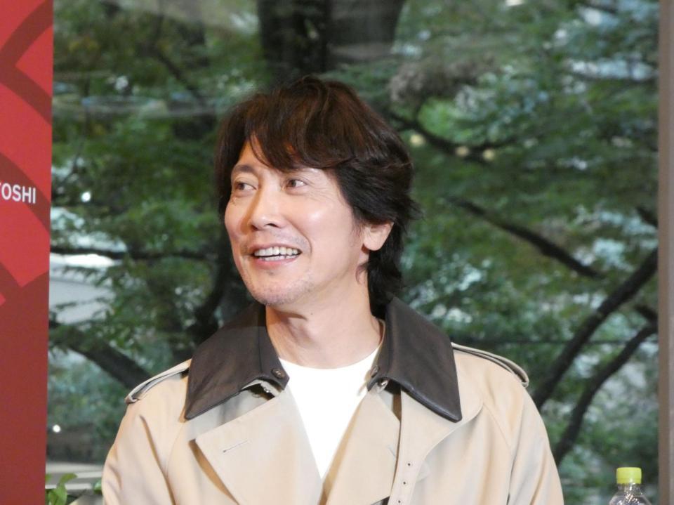 旅人姿でイベントに登壇した佐々木蔵之介