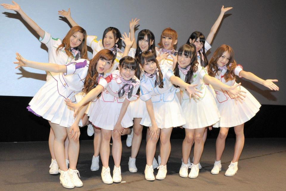ＰＡＳＳＰＯ☆時代の槙田紗子（前列右から２人目）＝２０１１年