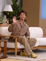 撮影に応じる竹内涼真