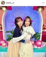 紺野あさ美（右）のインスタグラム＠ａｓａｍｉ＿＿ｋ（１０月１４日付）より