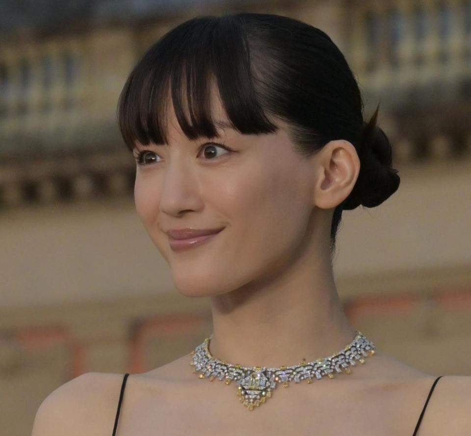 カルティエのジュエリーイベントに登場した女優の綾瀬はるか＝１０月１３日
