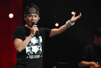 アンコールに応じる今井翼＝ＫＴ・Ｚｅｐｐ　Ｙｏｋｏｈａｍａ（撮影・持木克友）