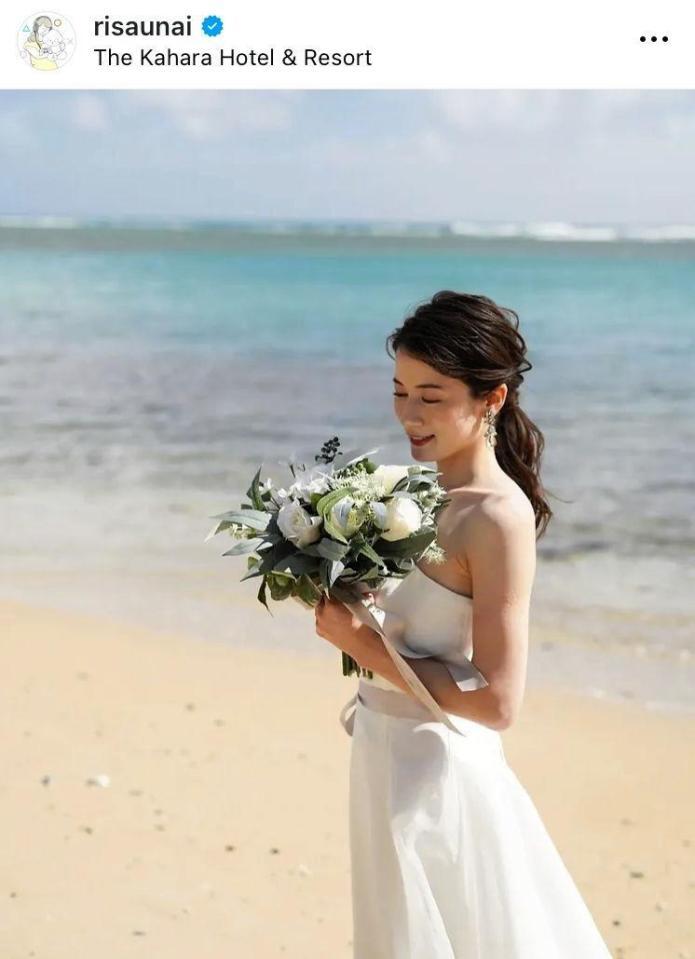 ハワイのカハラホテルで花嫁姿の前撮りを。２４年２月１９日付の宇内梨沙のインスタグラム＠ｒｉｓａｕｎａｉより