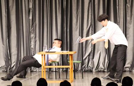 優勝後初の舞台出演となったジェラードン