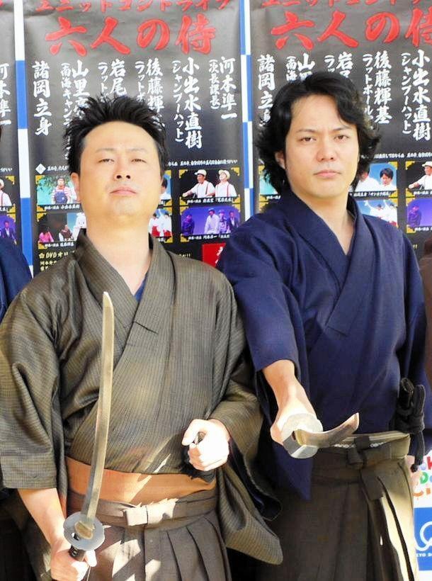 因縁の関係にある河本準一と恋ちゃん＝２０１０年