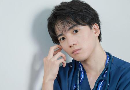 「救命病棟２４時」で専攻医役を演じる木戸大聖（撮影・金田祐二）