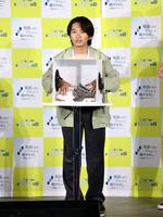 「箱の中身はなんだろな」を英語のみで挑戦する加藤清史郎