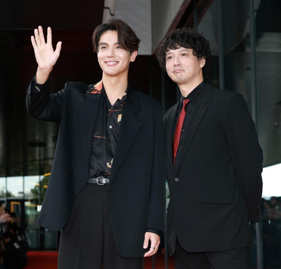 テレ朝系金曜ナイトドラマプレミアム「真田十勇士」ジャパンプレミアに登場した中川大志（左）と安藤政信（撮影・伊藤笙子）