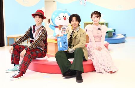 藤子・Ｆ・不二雄ミュージアムで舞台「ミノタウロスの皿」特別取材会を行った（左から）スズキ拓朗氏、加藤清史郎、内田未来
