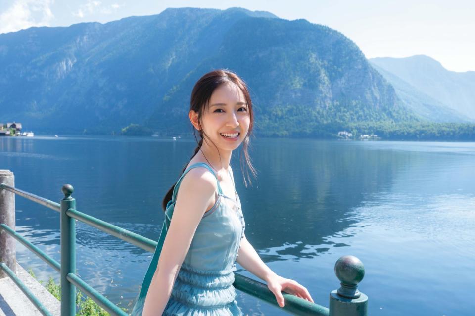 日向坂４６・金村美玖２ｎｄ写真集「機微」　ⓒ佐藤祐一／講談社
