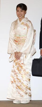 登壇する有村架純（撮影・石井剣太郎）
