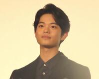 舞台挨拶に出席した黒川想矢