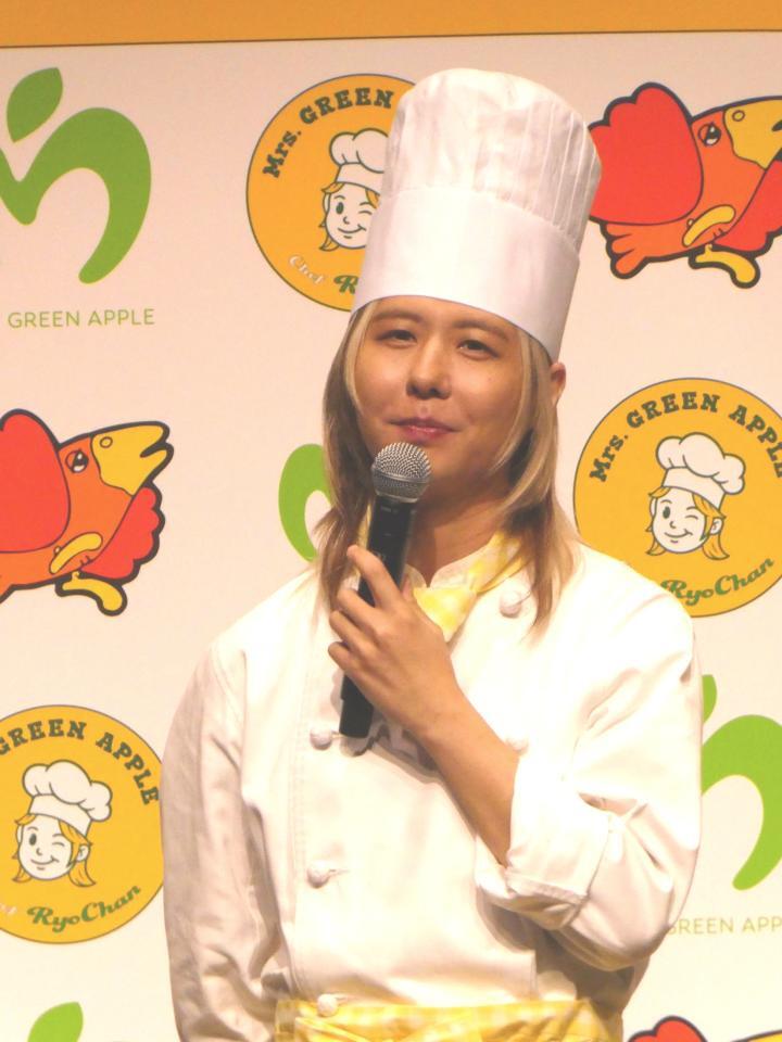 会見に登壇した藤澤涼架