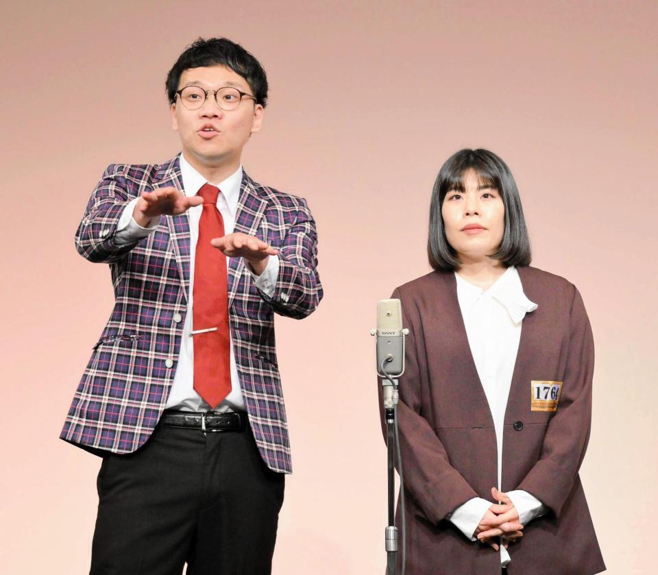 ブレーク中のカーネーション・吉田結衣（右）と相方の岡下雅典