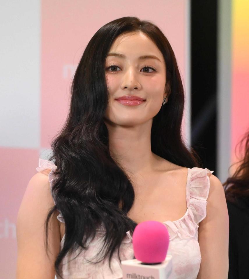 　ＴＷＩＣＥ・ジヒョ＝２０２５年９月撮影