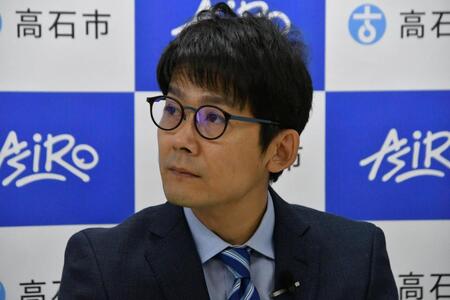 イベントに出席したロザン・菅広文＝大阪府・高石市役所