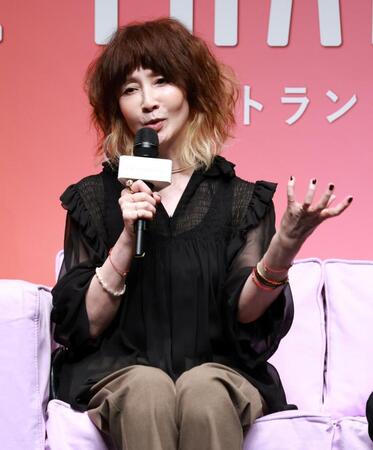 Ｐｒｉｍｅ　Ｖｉｄｅｏ「ラブ　トランジット　３５＋」配信記念イベントで恋愛観を語るＹＯＵ＝東京・渋谷ヒカリエホール（撮影・伊藤笙子）
