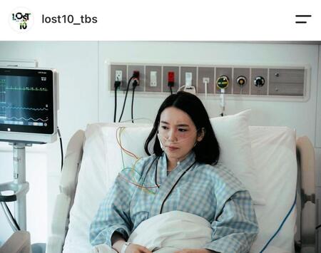 入院中の病院で謎の着信を受ける田畠。ＬＯＳＴ１０公式インスタグラムｌｏｓｔ１０＿ｔｂｓより
