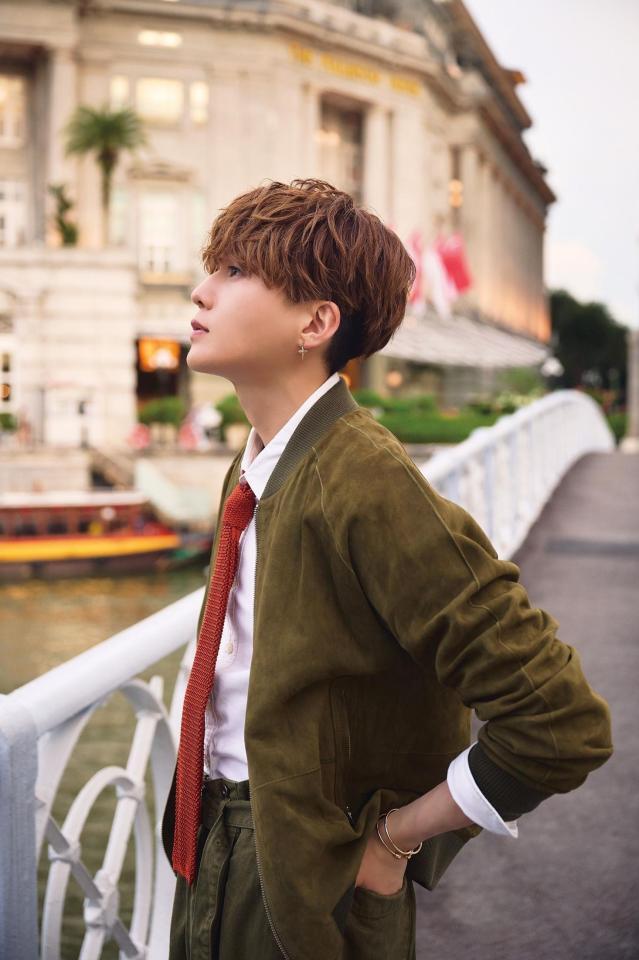 八木勇征の写真集「Ｂｅ　ｍｙ」内のカット©ＬＤＨ　ＪＡＰＡＮ／ＧＥＮＴＯＳＨＡ　２０２６