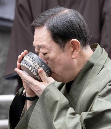 「銀茶会」に参加した坂東彌十郎