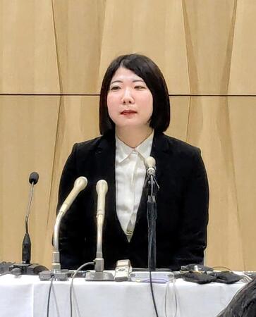 棋士編入の権利行使を発表した西山朋佳女流白玲